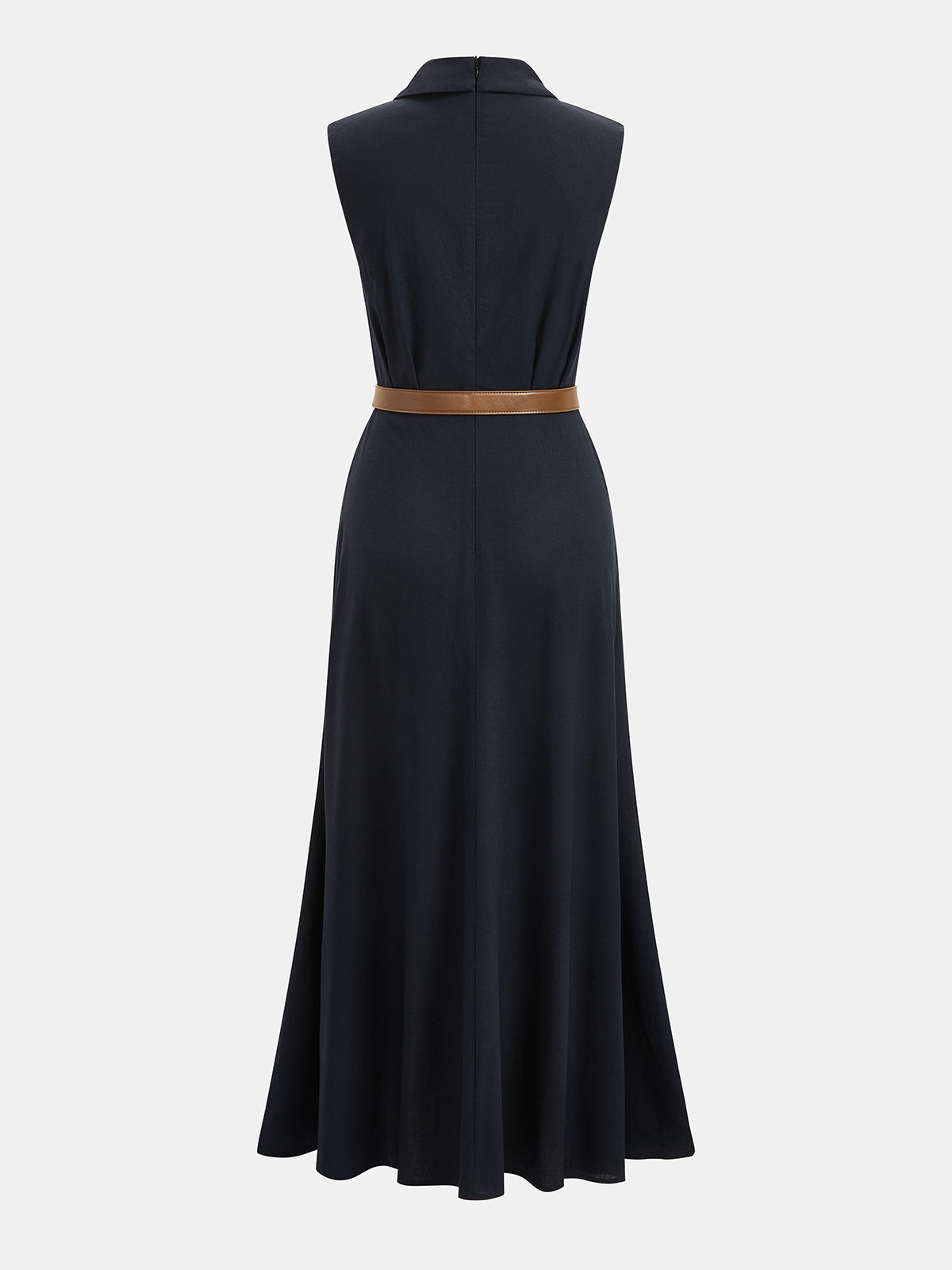 Flowy sleeveless maxi dress with tie