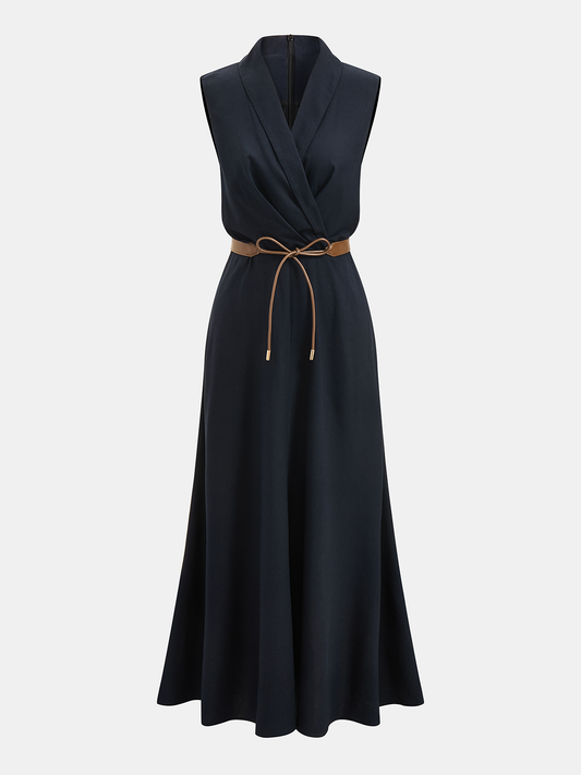 Flowy sleeveless maxi dress with tie